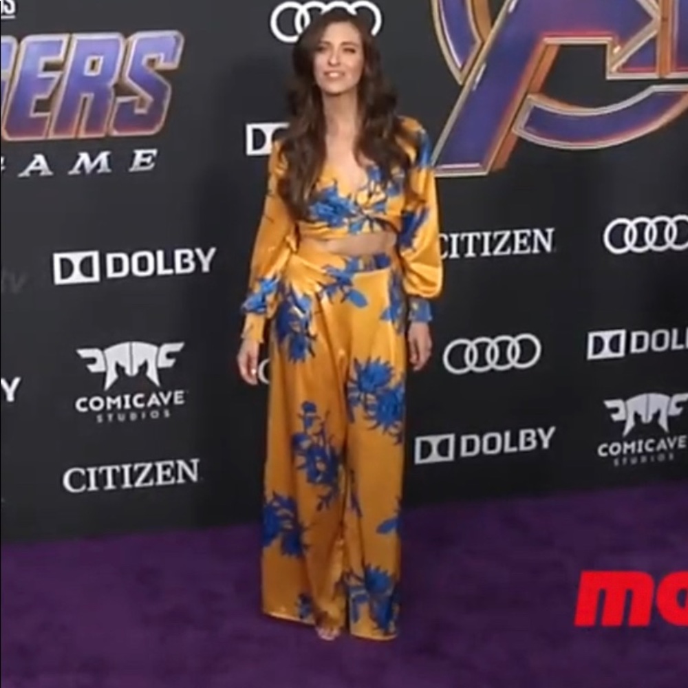 CUSTOM Red Carpet 2 piece crop suit